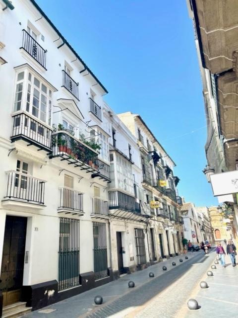 Gatu La Joya Escondida " Preferente Mayores De 25 Anos Y Familias " El Puerto de Santa María Zewnętrze zdjęcie
